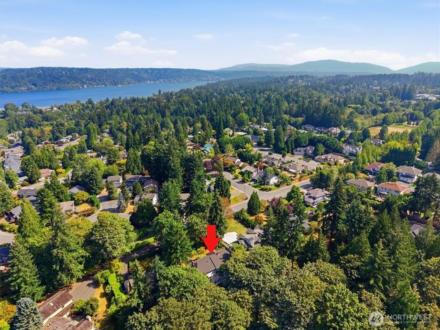 4617 162nd Avenue NE, Redmond, WA 98052