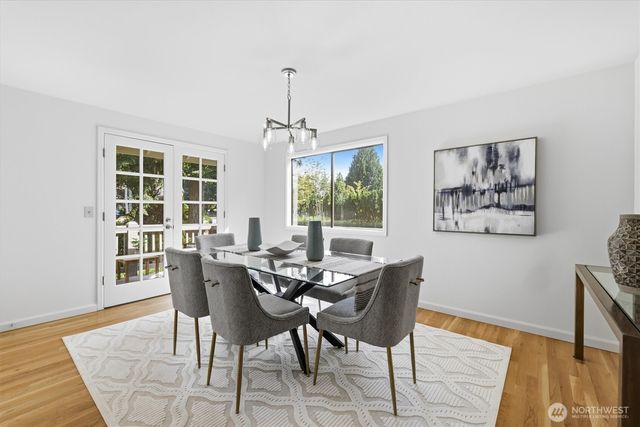 4617 162nd Avenue NE, Redmond, WA 98052