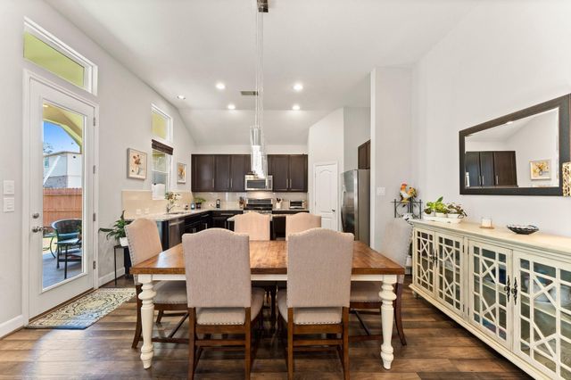 1918 Elkington Circle, Conroe, TX 77304