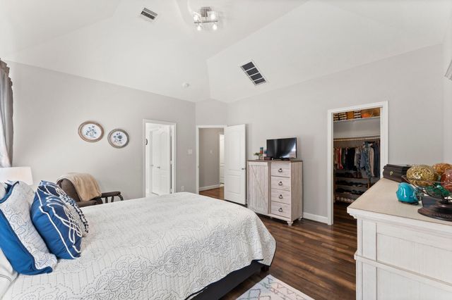 1918 Elkington Circle, Conroe, TX 77304