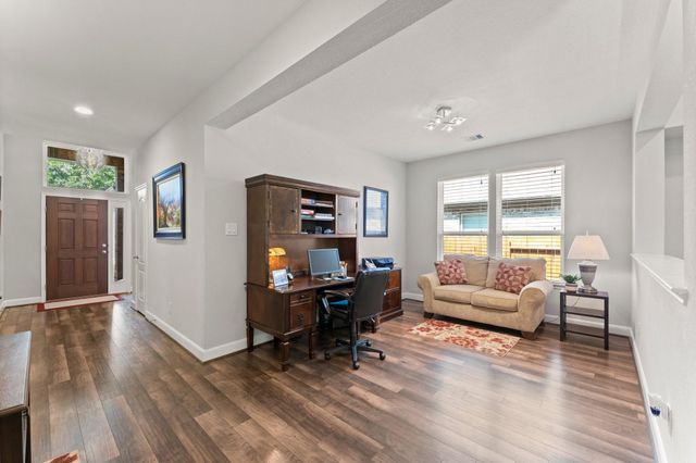 1918 Elkington Circle, Conroe, TX 77304