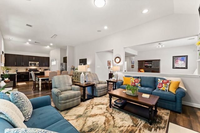 1918 Elkington Circle, Conroe, TX 77304