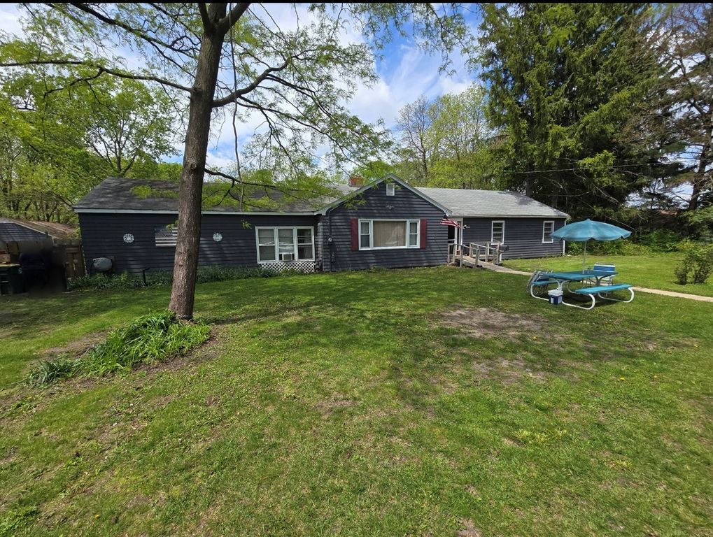 824 Foran Lane, Aurora, IL 60506