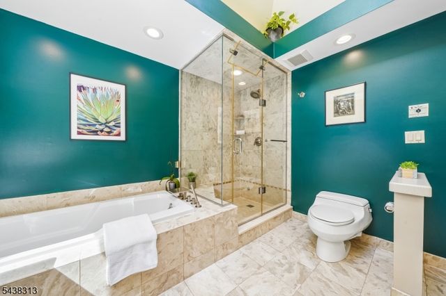 21 Sheffield Ter, West Orange Twp., NJ 07052