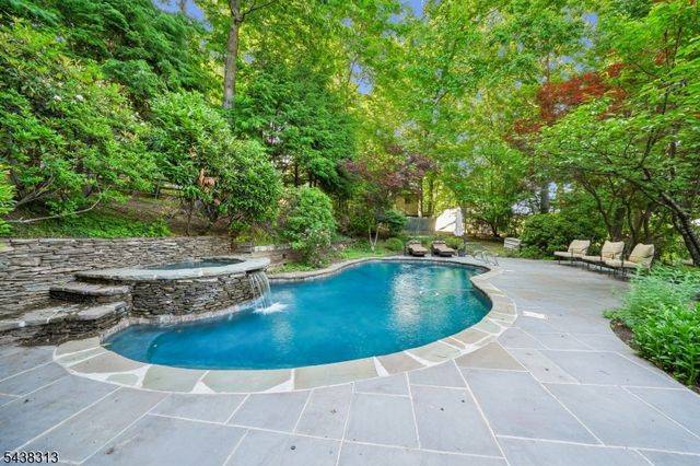 21 Sheffield Ter, West Orange Twp., NJ 07052