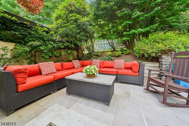 21 Sheffield Ter, West Orange Twp., NJ 07052