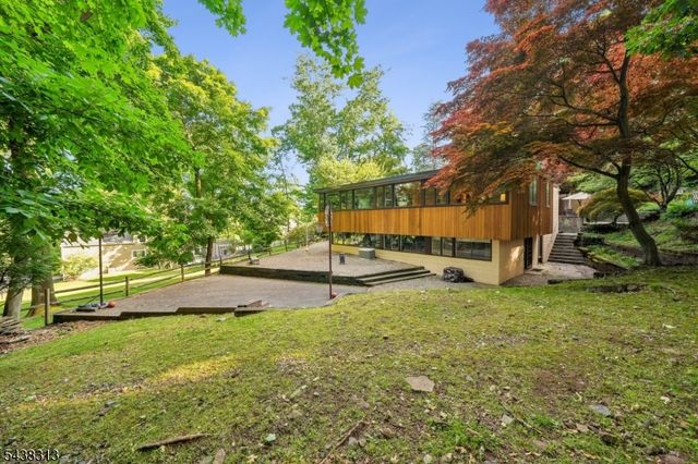 21 Sheffield Ter, West Orange Twp., NJ 07052