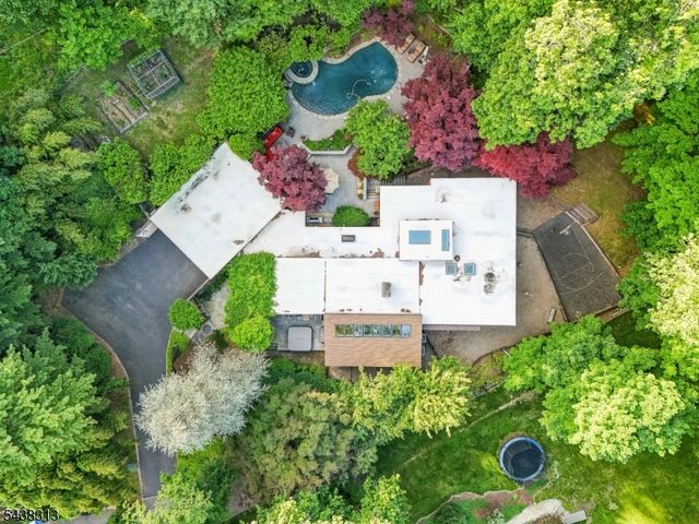 21 Sheffield Ter, West Orange Twp., NJ 07052