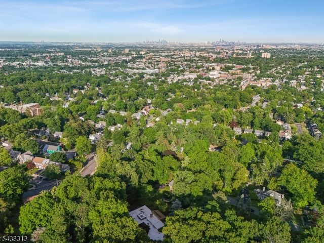 21 Sheffield Ter, West Orange Twp., NJ 07052
