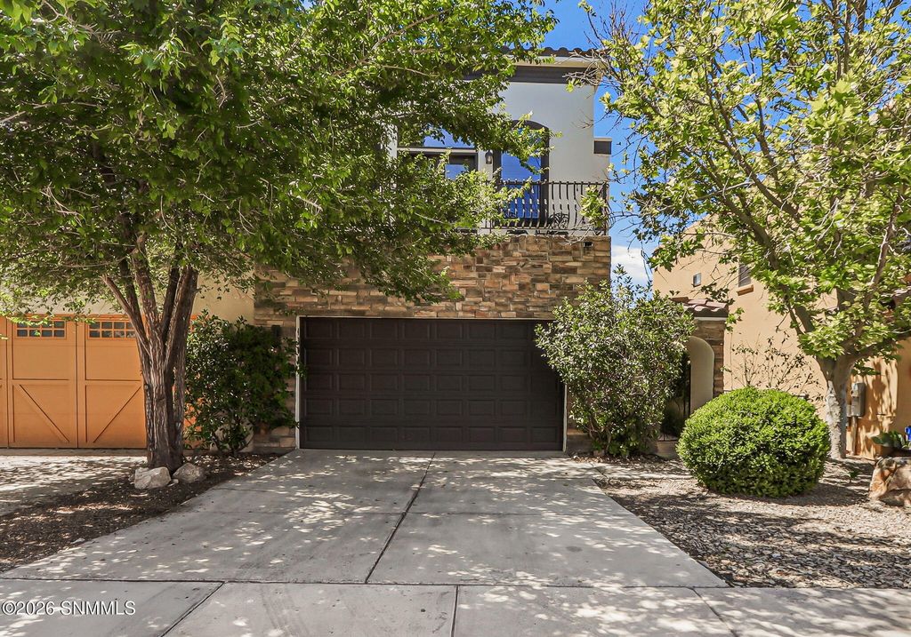 4308 Capistrano Avenue, Las Cruces, NM 88011