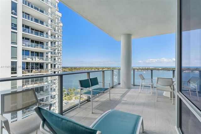 3 Water Club Way 1401, North Palm Beach, FL 33408
