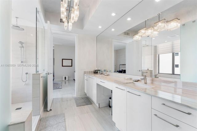 3 Water Club Way 1401, North Palm Beach, FL 33408