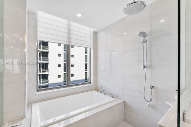 3 Water Club Way 1401, North Palm Beach, FL 33408
