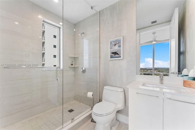 3 Water Club Way 1401, North Palm Beach, FL 33408