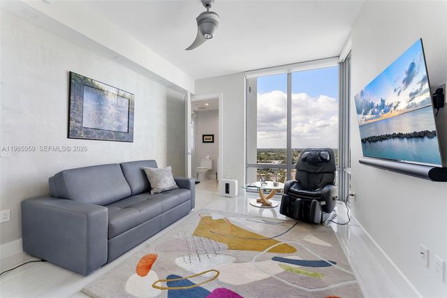 3 Water Club Way 1401, North Palm Beach, FL 33408