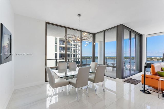 3 Water Club Way 1401, North Palm Beach, FL 33408