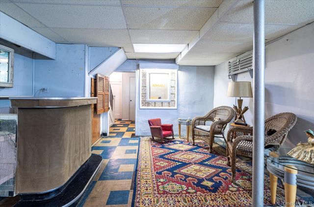 360 Raymond Street, Rockville Centre, NY 11570