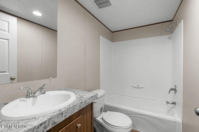 2242 Fortune Rd, Talbott, TN 37877