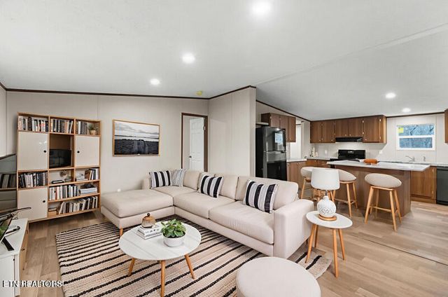 2242 Fortune Rd, Talbott, TN 37877