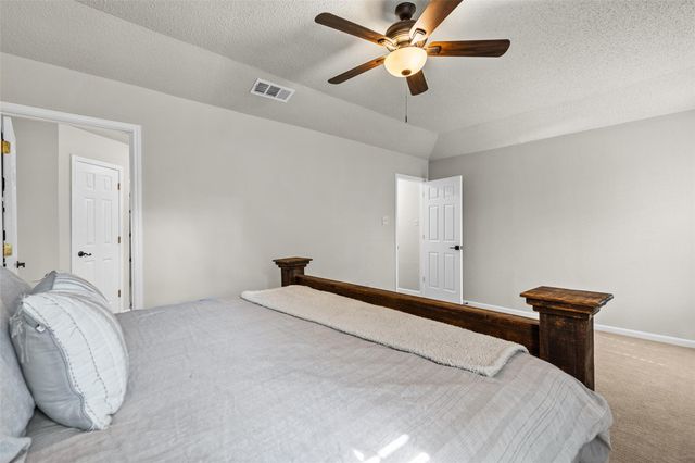 404 Innwood DR, Georgetown, TX 78628