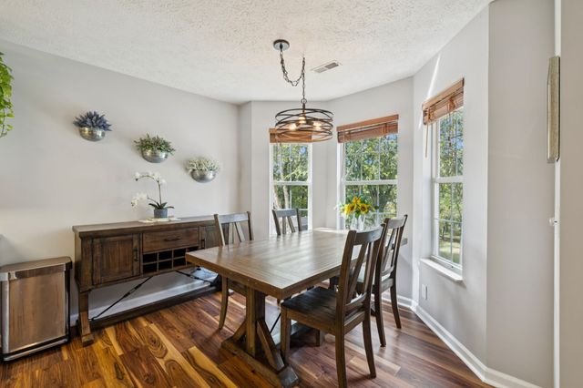 160 Waters Edge Ln, Hendersonville, TN 37075