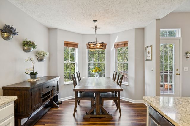 160 Waters Edge Ln, Hendersonville, TN 37075