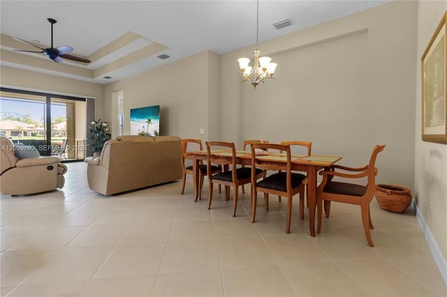9292 ISLA BELLA CIR, Bonita Springs, FL 34135