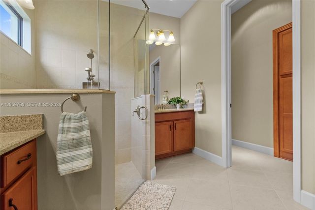 9292 ISLA BELLA CIR, Bonita Springs, FL 34135
