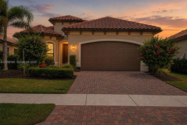 9292 ISLA BELLA CIR, Bonita Springs, FL 34135