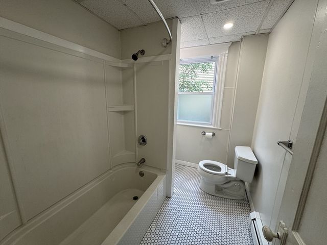 8 Glendale St 1R, Salem, MA 01970