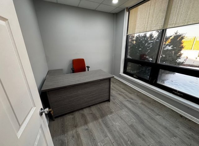 6166 S Sayre Avenue, Chicago, IL 60638