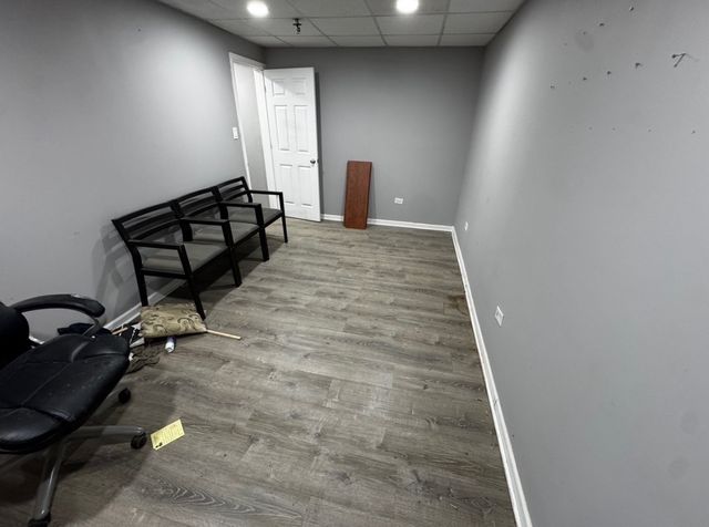 6166 S Sayre Avenue, Chicago, IL 60638