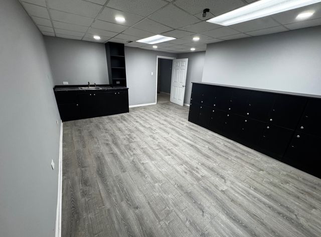 6166 S Sayre Avenue, Chicago, IL 60638