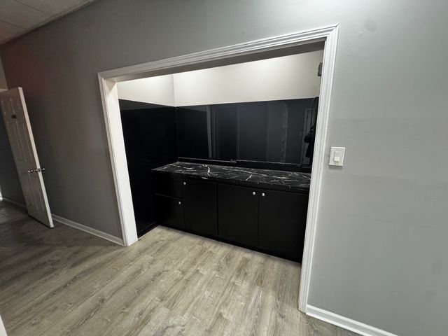 6166 S Sayre Avenue, Chicago, IL 60638