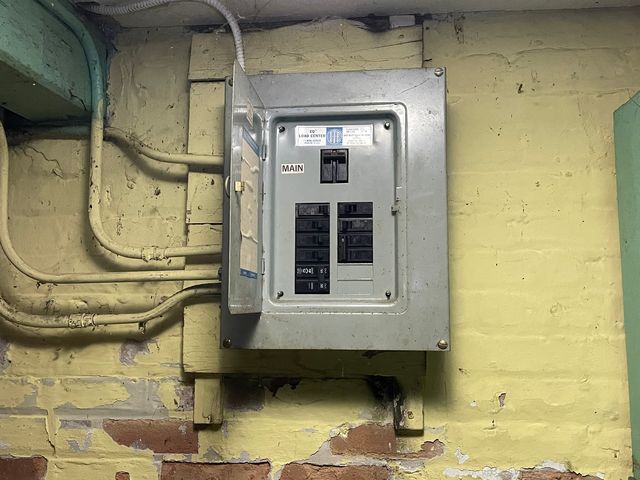 5626 S Maplewood Avenue, Chicago, IL 60629