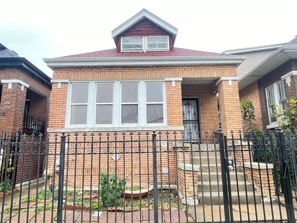 5626 S Maplewood Avenue, Chicago, IL 60629