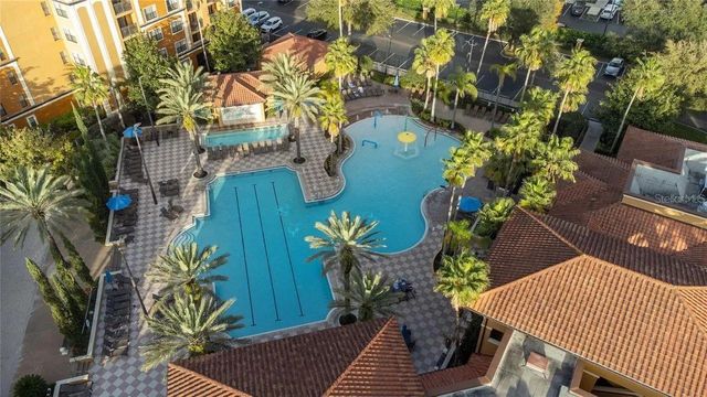 12527 FLORIDAYS RESORT DRIVE E-103, Orlando, FL 32821