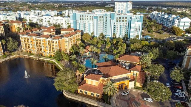 12527 FLORIDAYS RESORT DRIVE E-103, Orlando, FL 32821