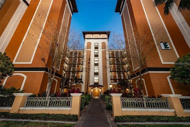 12527 FLORIDAYS RESORT DRIVE E-103, Orlando, FL 32821