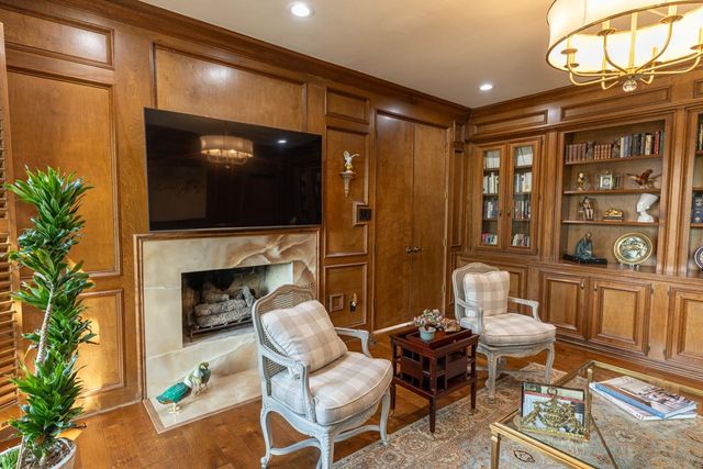 9682 Longmont Drive, Houston, TX 77063