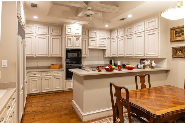 9682 Longmont Drive, Houston, TX 77063