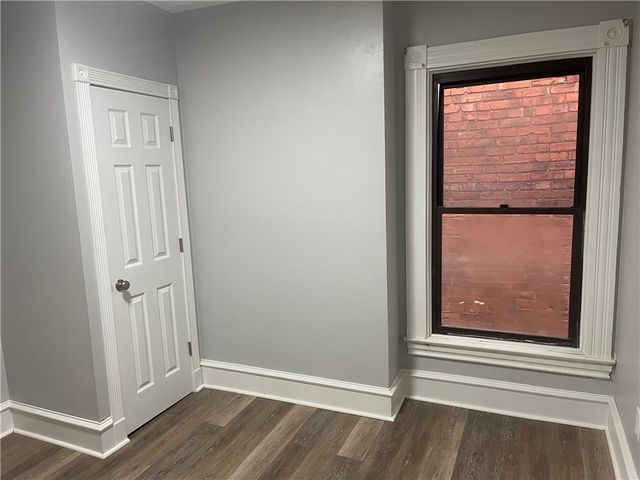 1515 Hatteras St, Troy Hill, PA 15212