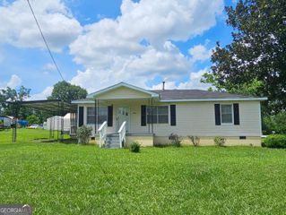 1055 Scruggs Circle, Bartow, GA 30413