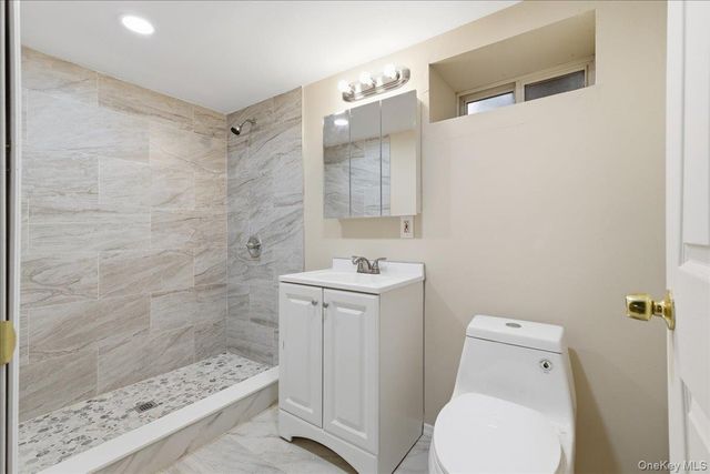 41 Meade Avenue, Bethpage, NY 11714