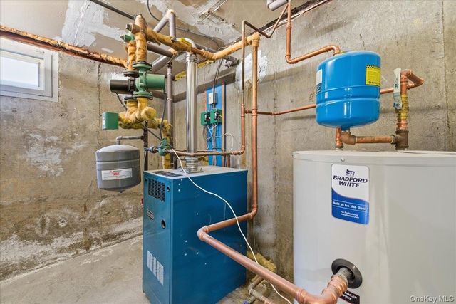 41 Meade Avenue, Bethpage, NY 11714