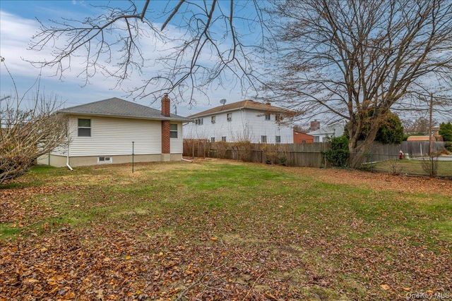 41 Meade Avenue, Bethpage, NY 11714