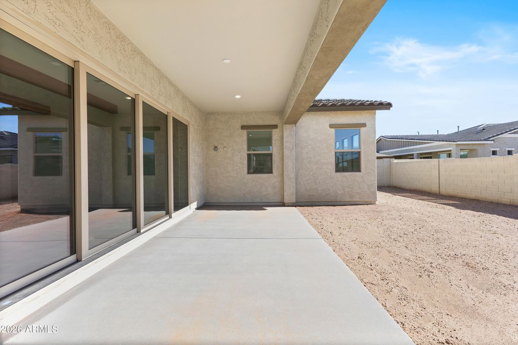 Image 9 of property listing at 7569 W Evans Drive, Peoria, AZ 85381
