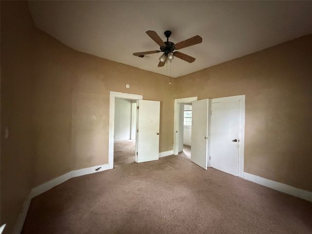 215 Heath Street, Cleburne, TX 76031