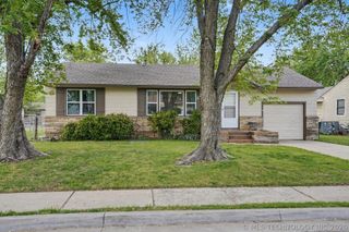 106 W 7th Street, Owasso, OK 74055