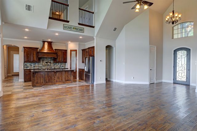 20392 County Road 637, Nevada, TX 75173